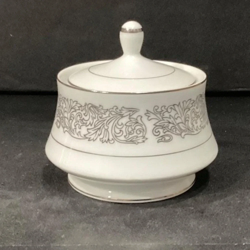 Brookwood Porcelain by Interpace‎ Corporation M2001 Santiago Creamer & Sugar